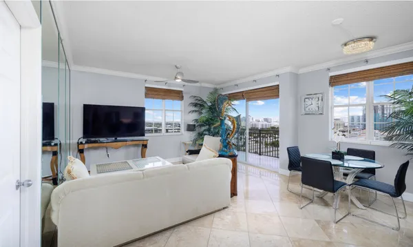 $3,250 | 616 Clearwater Park Road, Unit 1202, West Palm Beach, FL 33401