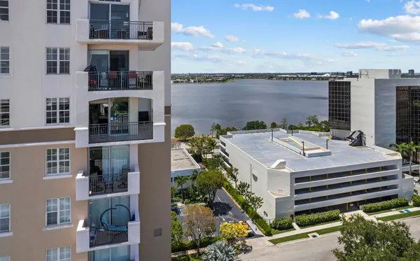 $3,250 | 616 Clearwater Park Road, Unit 1202, West Palm Beach, FL 33401
