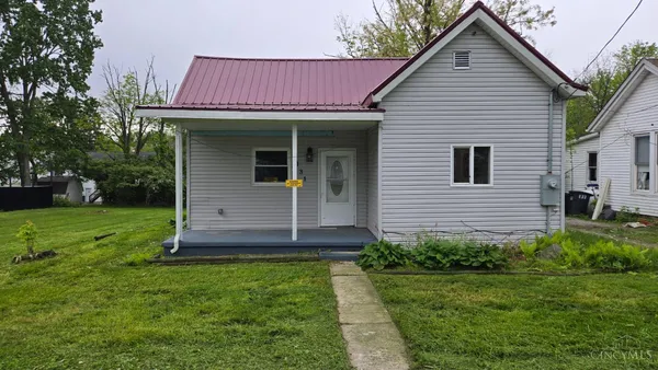 $74,900 | 131 Carr Street, Blanchester, OH 45107