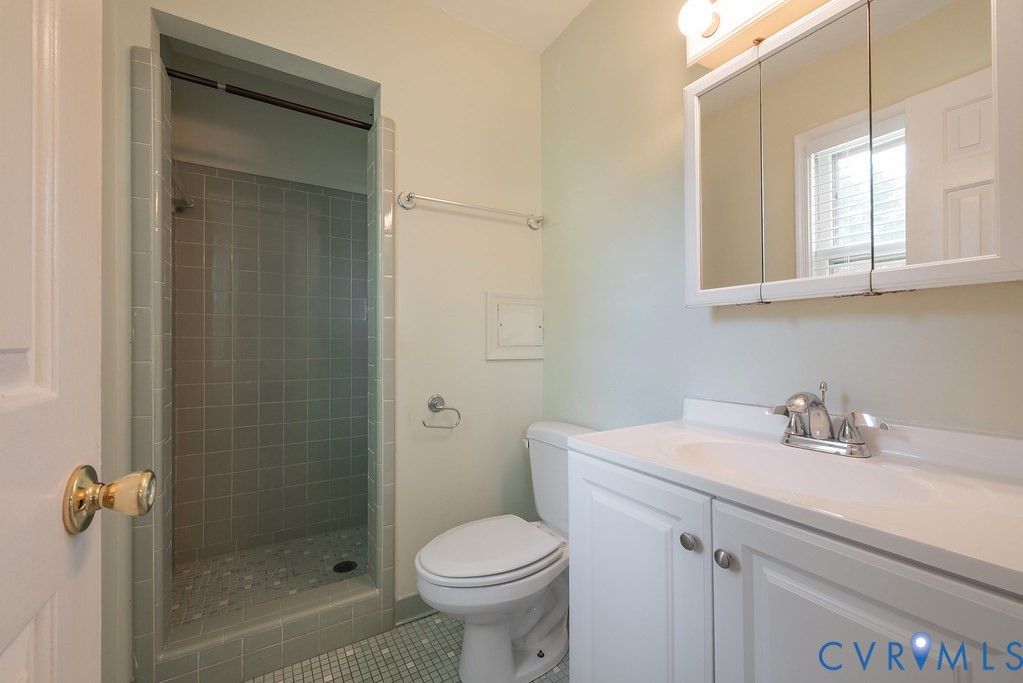 1011 Adkins Road North Chesterfield, VA 23236 - Photo 31 of 48 Gallery Image 31