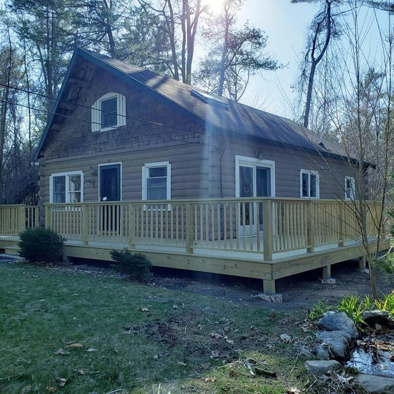 137 Howland Road Freetown, MA 02702 - Photo 3 of 16
