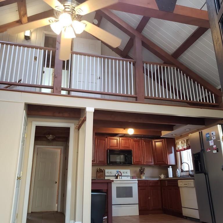 137 Howland Road Freetown, MA 02702 - Photo 6 of 16