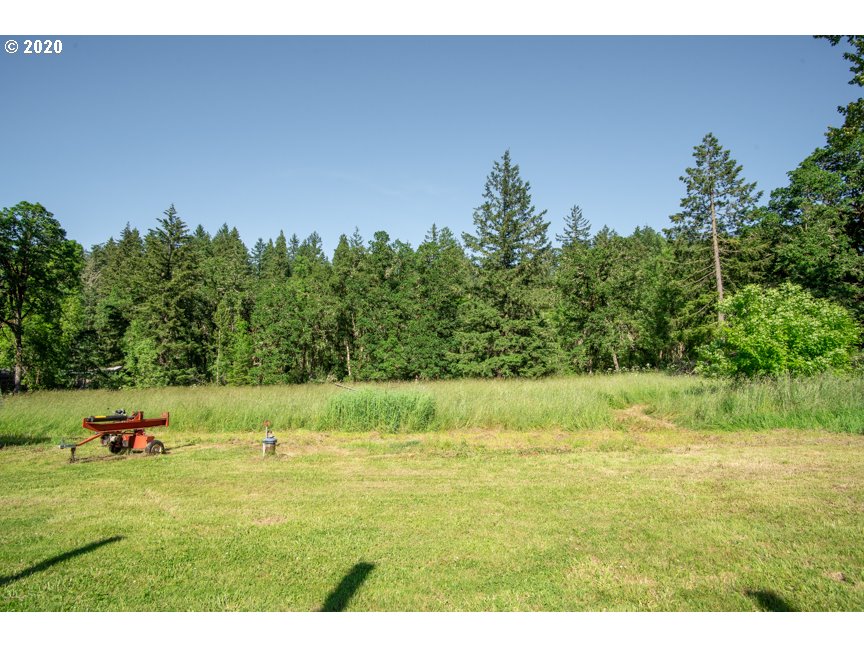 84965 Laughlin Road Eugene, OR 97405 - Photo 6 of 32 Gallery Image 6