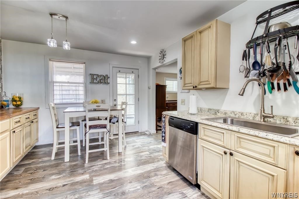 145 10th Street Buffalo, NY 14201 - Photo 11 of 29