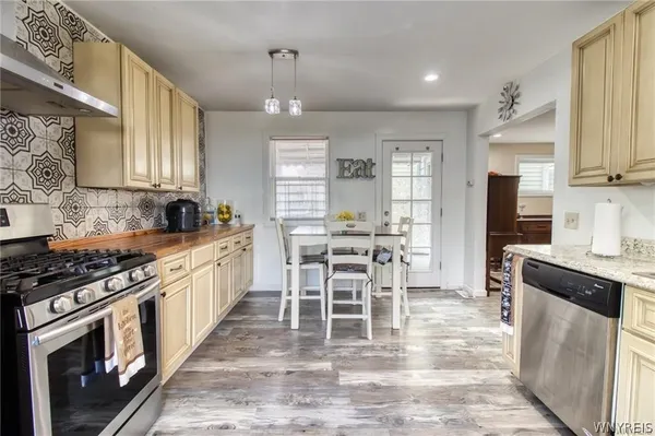 $275,000 | 145 10th Street, Buffalo, NY 14201