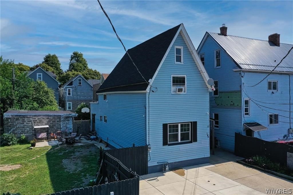 145 10th Street Buffalo, NY 14201 - Photo 4 of 29