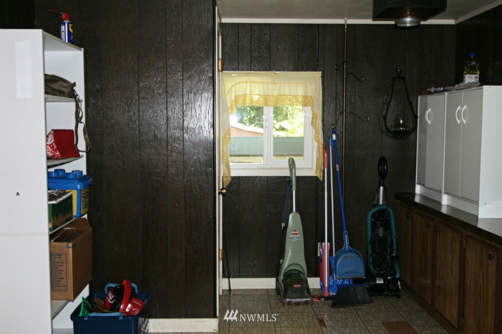 22951 Mosier Road Sedro-Woolley, WA 98284 - Photo 11 of 23 Gallery Image 11
