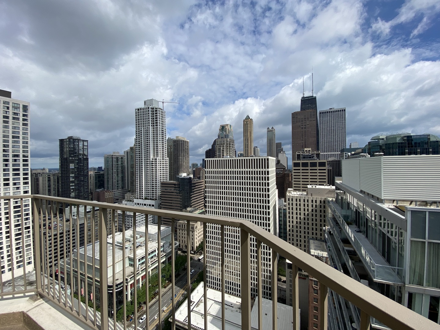 535 North Michigan Avenue, Unit 2104 Chicago, IL 60611 - Photo 14 of 16