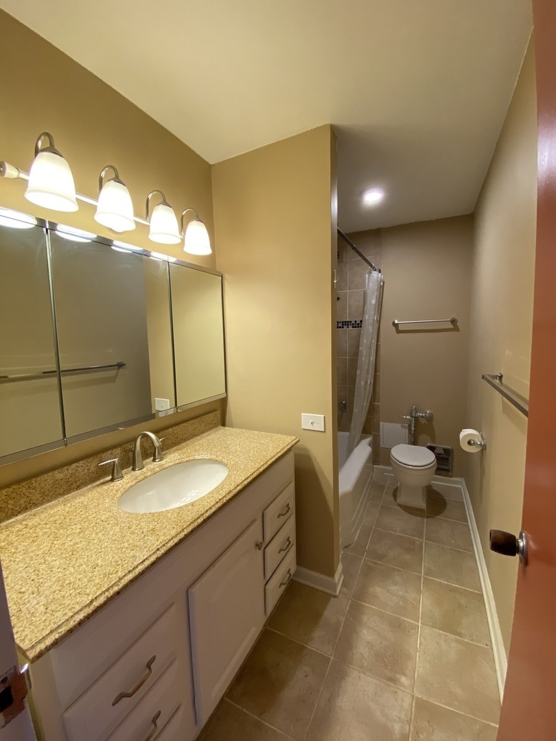 535 North Michigan Avenue, Unit 2104 Chicago, IL 60611 - Photo 7 of 16