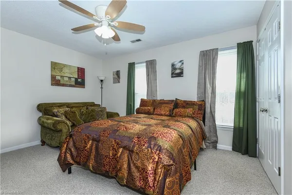 $185,000 | 915 Shelby Drive, Unit E, Greensboro, NC 27409