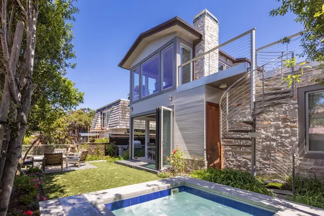 front view of house with a yard