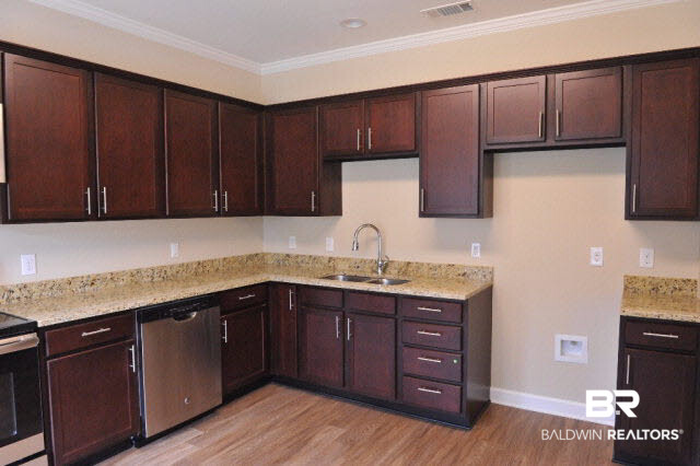 430 West Fort Morgan Road, Unit 1401 Gulf Shores, AL 36542 - Photo 5 of 30 Kitchen
