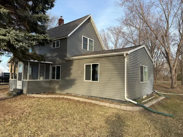 $65,900 | 1106 13th Street North, Benson, MN 56215