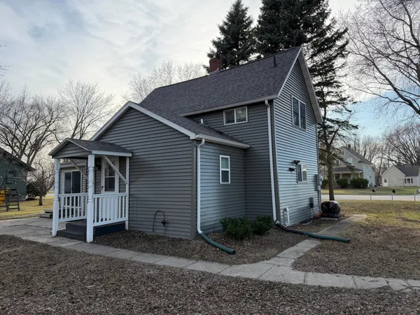 $65,900 | 1106 13th Street North, Benson, MN 56215