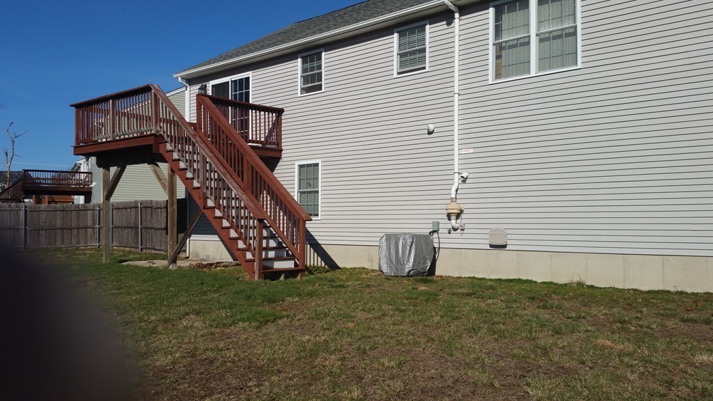 73 Daisy Lane Fall River, MA 02721 - Photo 17 of 18