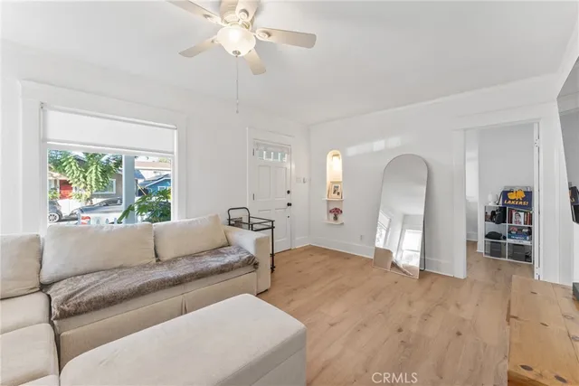 $639,000 | 1724 East 8th Street, Long Beach, CA 90813