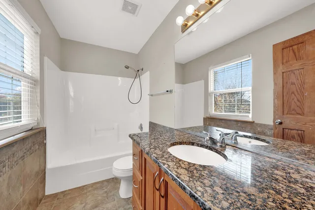 $410,000 | 3002 Carlyle Court, New Lenox, IL 60451