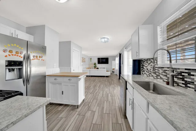 $410,000 | 3002 Carlyle Court, New Lenox, IL 60451