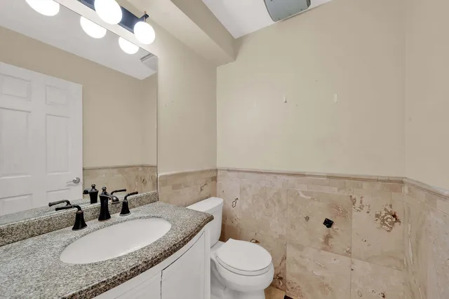 $410,000 | 3002 Carlyle Court, New Lenox, IL 60451