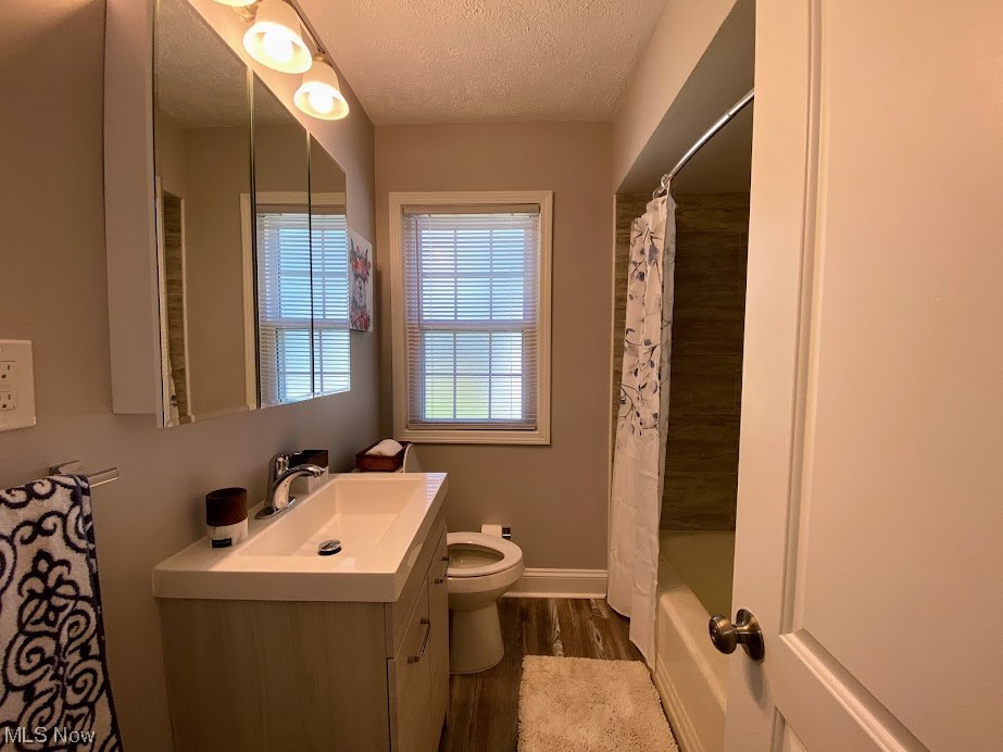 2119 Goodnor Road Cleveland Heights, OH 44118 - Photo 6 of 14