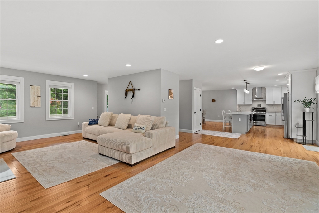 23 Hager Park Road Westminster, MA 01473 - Photo 7 of 41