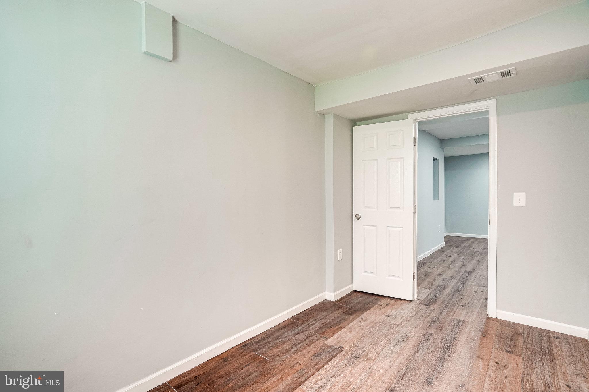 7819 Burnside Road Hyattsville, MD 20785 - Photo 24 of 38 Gallery Image 24