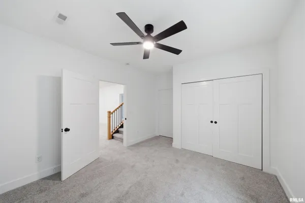$425,000 | 1303 West Hillcrest Drive, Chillicothe, IL 61523