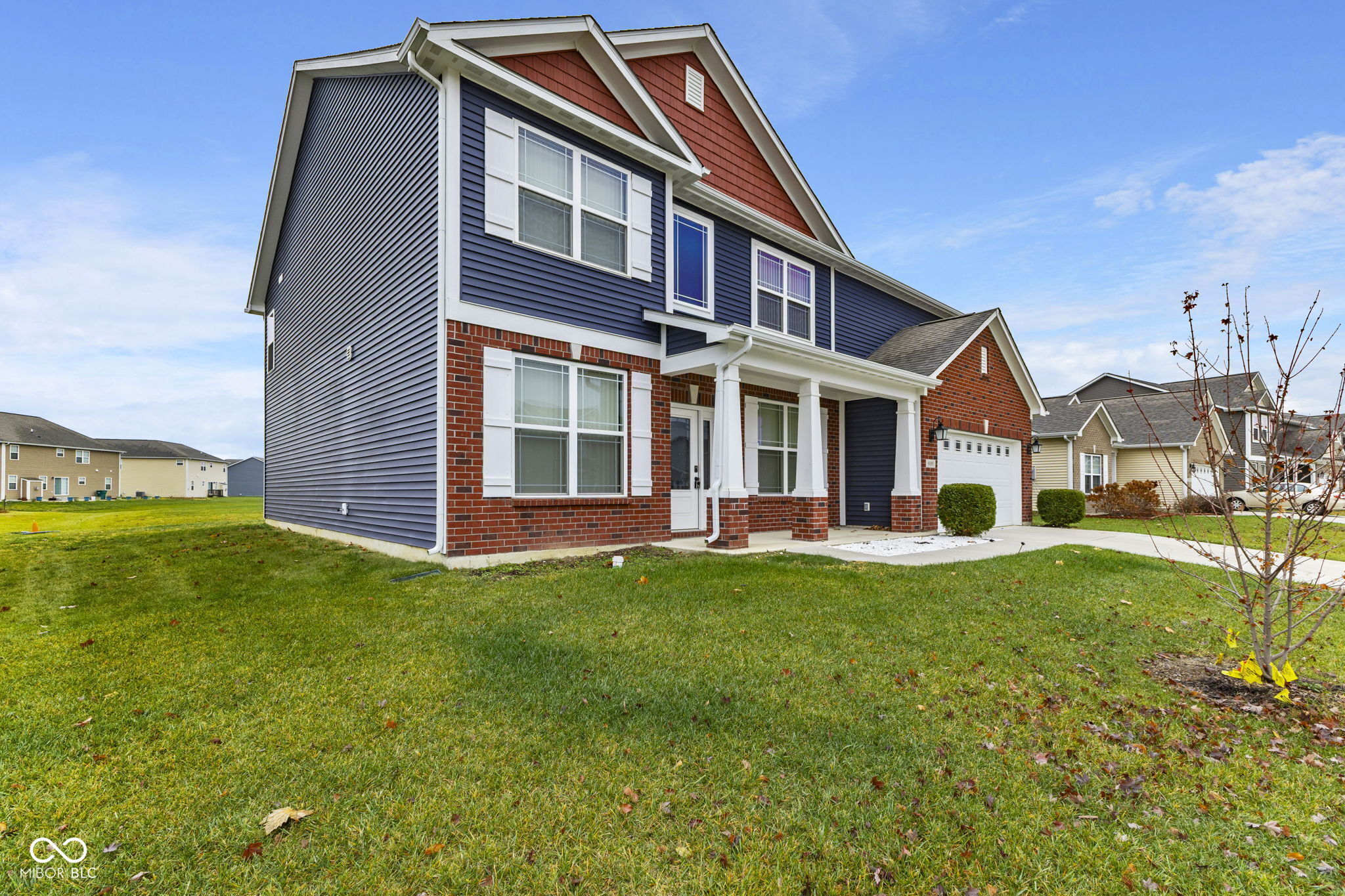 9105 Thames Drive Avon, IN 46123 - Photo 4 of 44