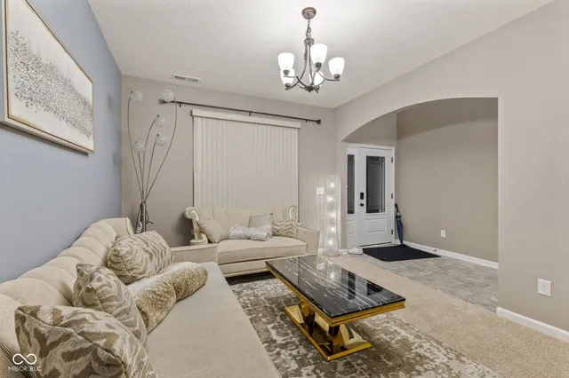 $435,000 | 9105 Thames Drive, Avon, IN 46123