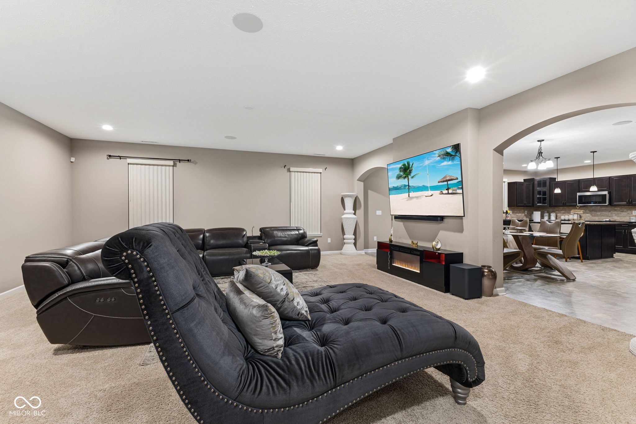 9105 Thames Drive Avon, IN 46123 - Photo 8 of 44