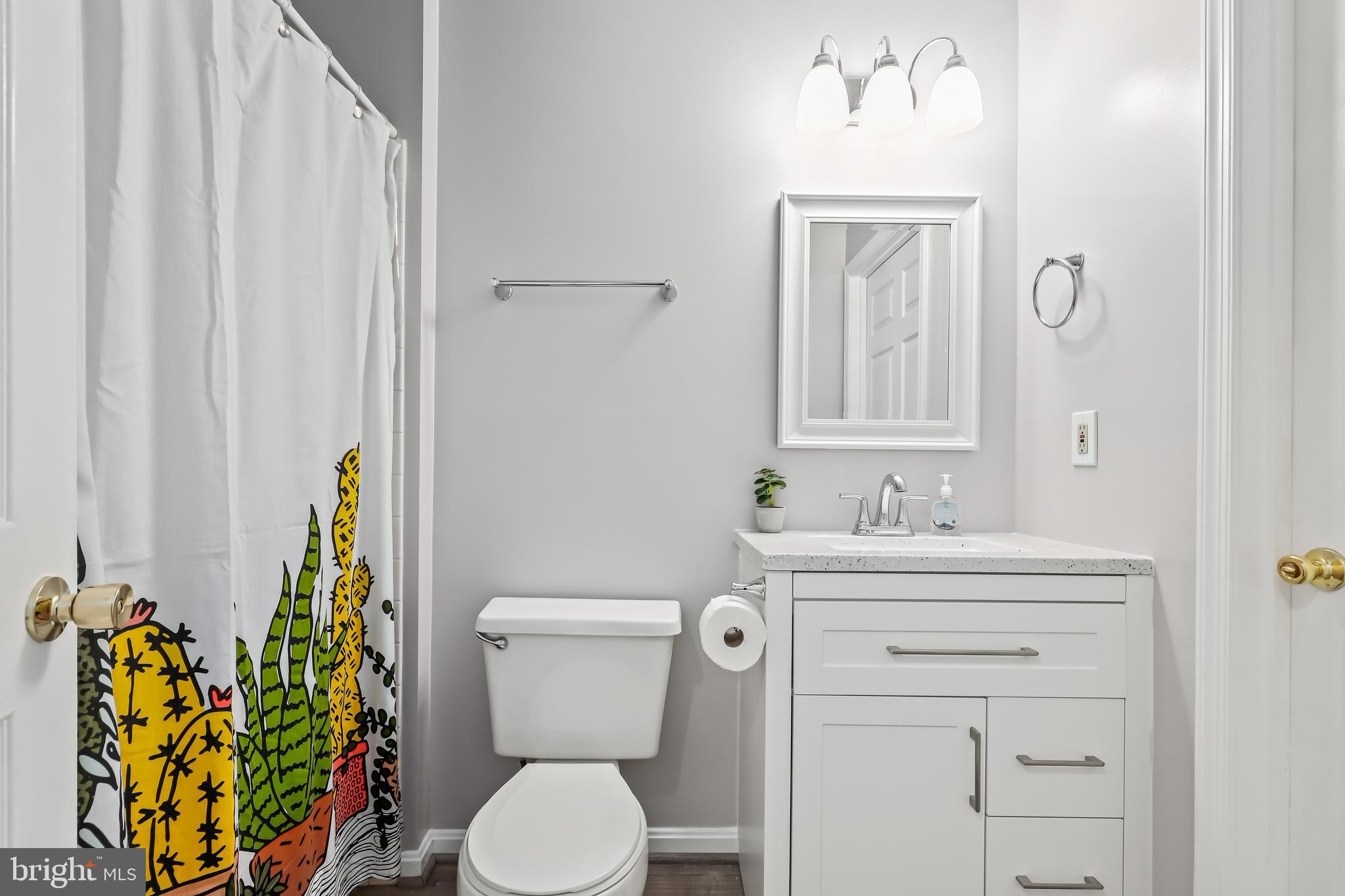 11196 Rienzi Place, Unit 101 Manassas, VA 20109 - Photo 13 of 21