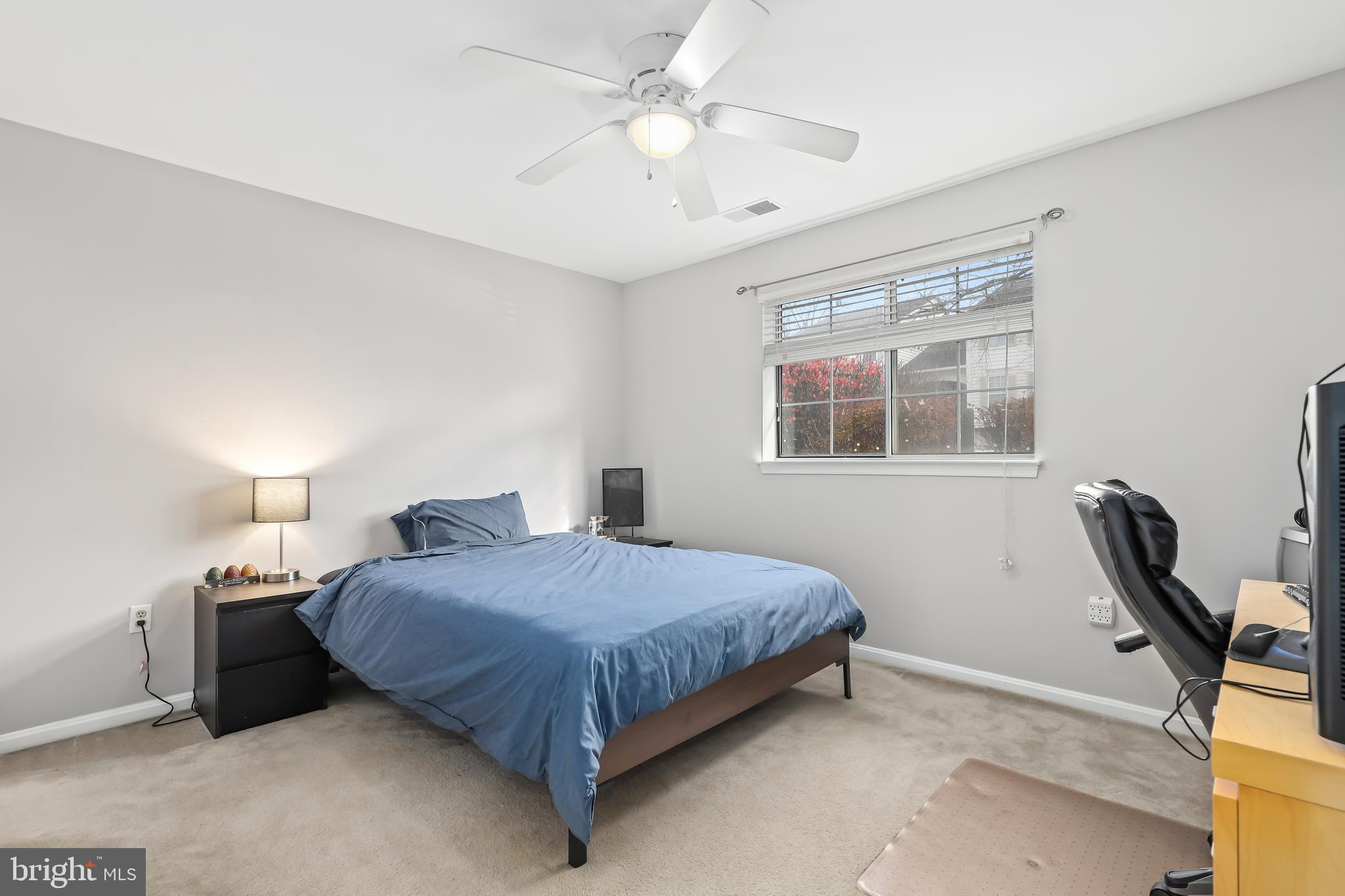 11196 Rienzi Place, Unit 101 Manassas, VA 20109 - Photo 14 of 21