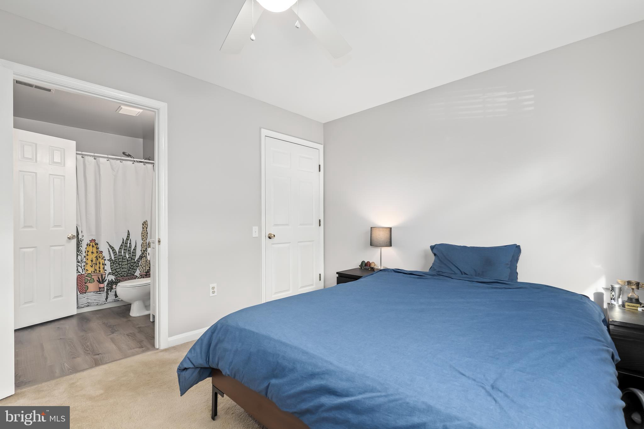 11196 Rienzi Place, Unit 101 Manassas, VA 20109 - Photo 15 of 21