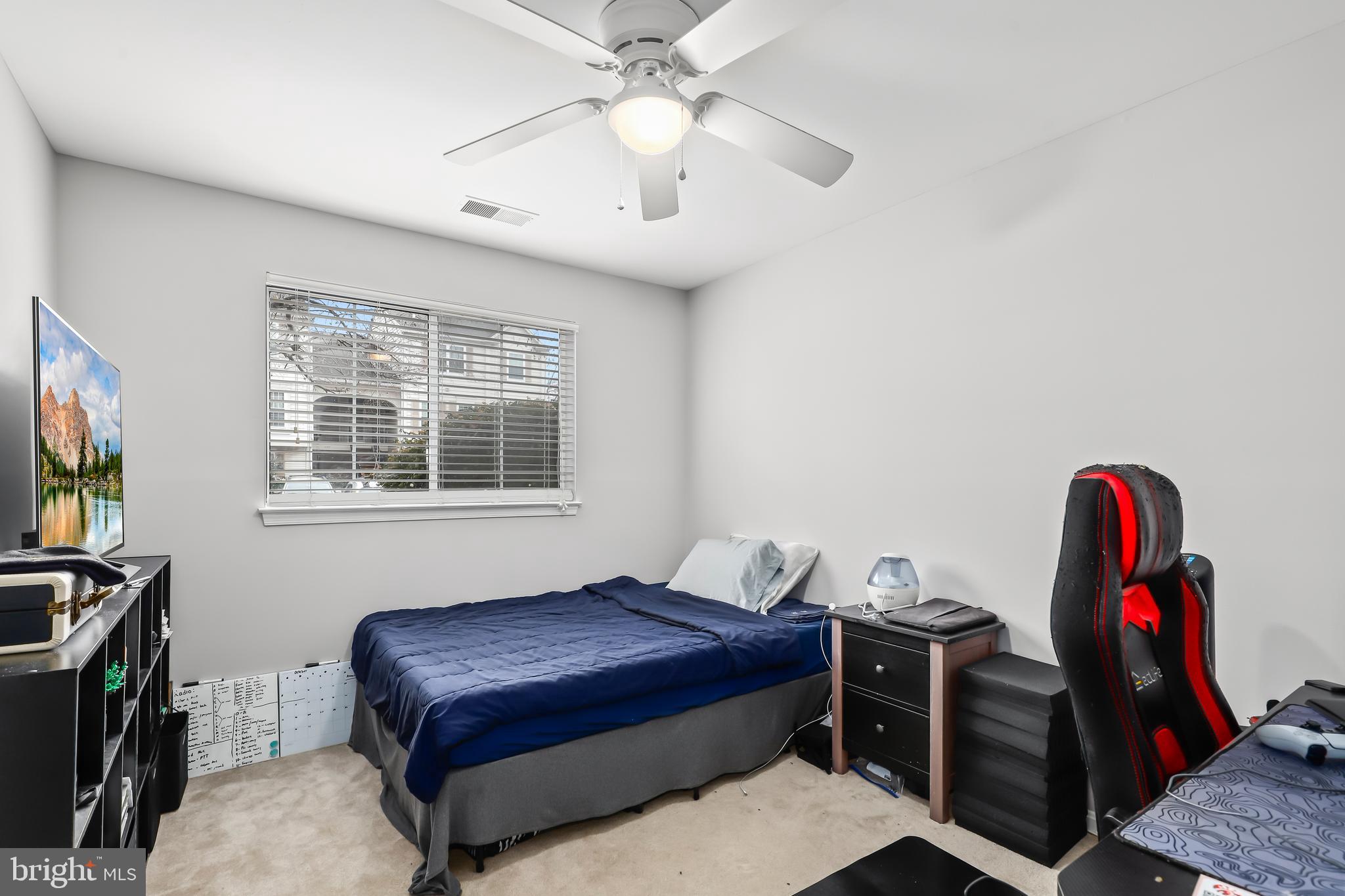 11196 Rienzi Place, Unit 101 Manassas, VA 20109 - Photo 17 of 21