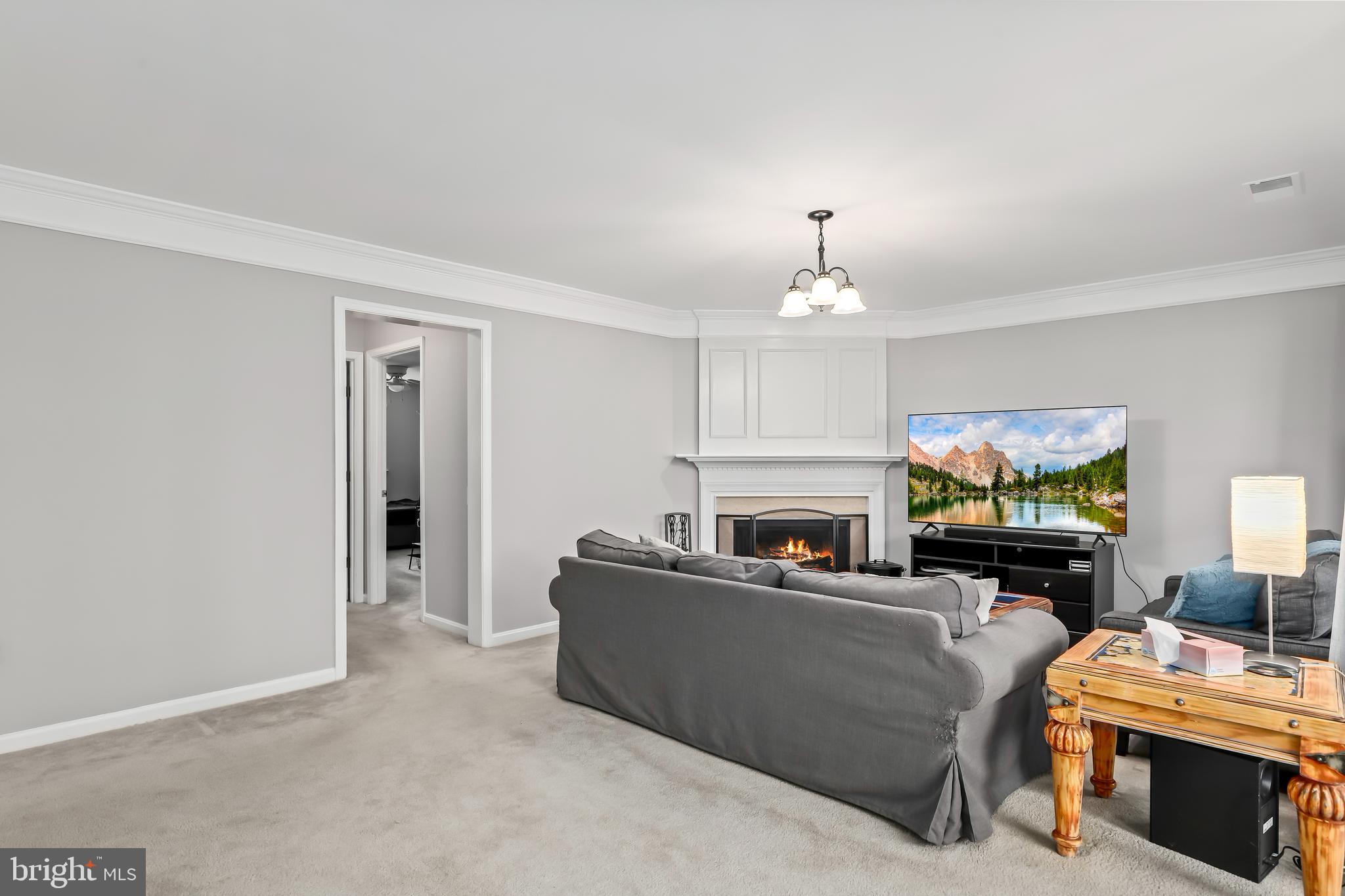 11196 Rienzi Place, Unit 101 Manassas, VA 20109 - Photo 4 of 21