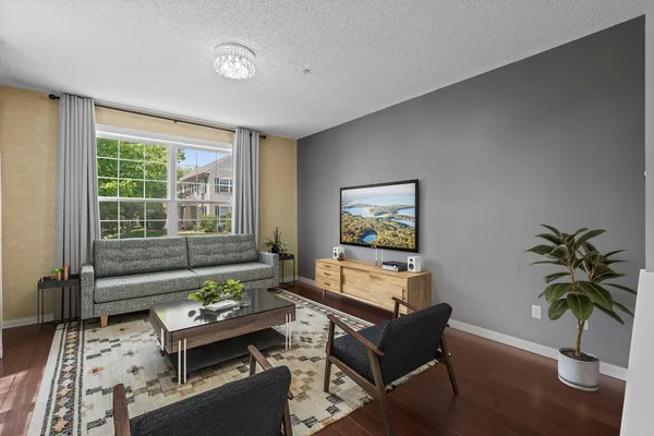 $295,000 | 883 Braunworth Court, Chaska, MN 55318