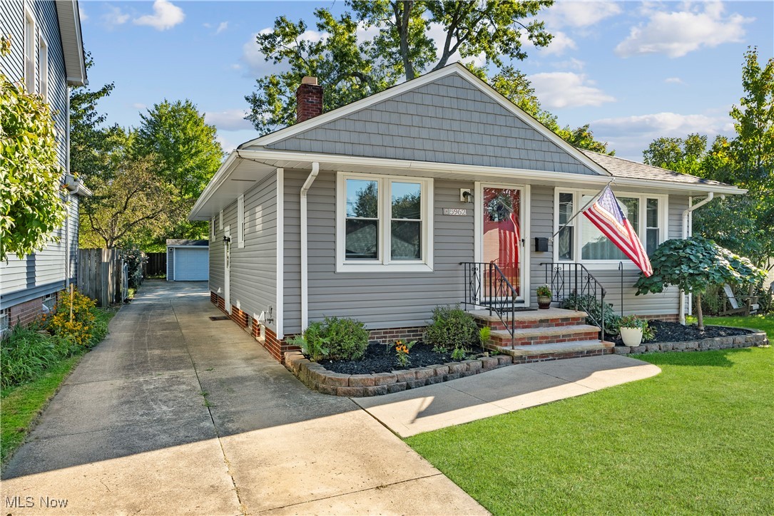 5962 Edgewood Road Cleveland, OH 44124 - Photo 2 of 27 newly sided, beautiful curb appeal