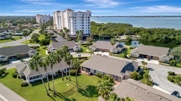 $319,000 | 2905 Captains Court, Palmetto, FL 34221
