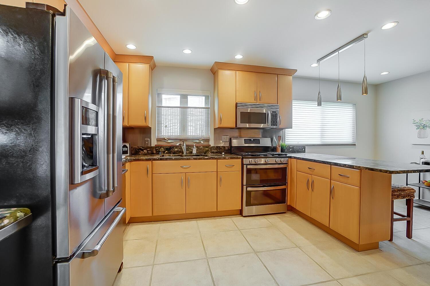 199 South Chesterfield Road Columbus, OH 43209 - Photo 14 of 48 16
