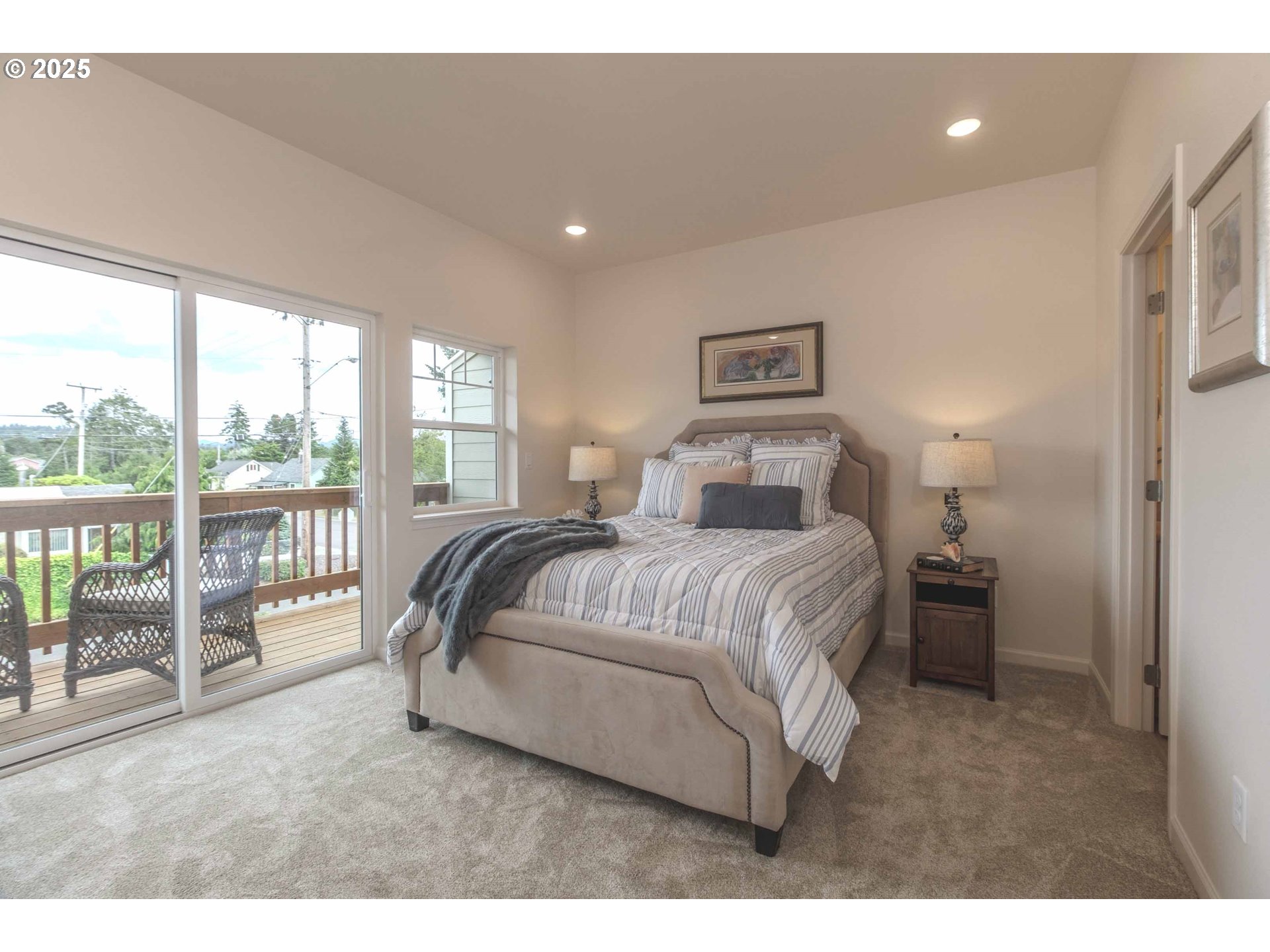 1571 37th Street Florence, OR 97439 - Photo 9 of 48 Gallery Image 9