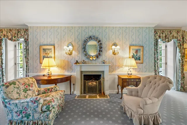 $6,250,000 | 788 East Woodland Road, Lake Forest, IL 60045