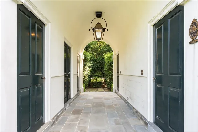 $6,250,000 | 788 East Woodland Road, Lake Forest, IL 60045