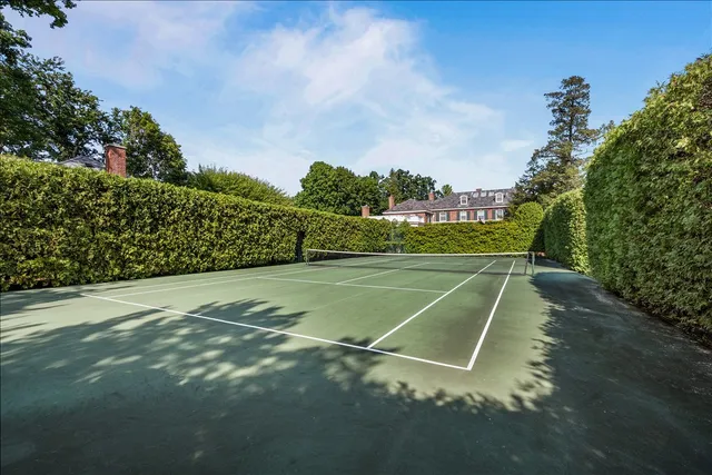 $6,250,000 | 788 East Woodland Road, Lake Forest, IL 60045