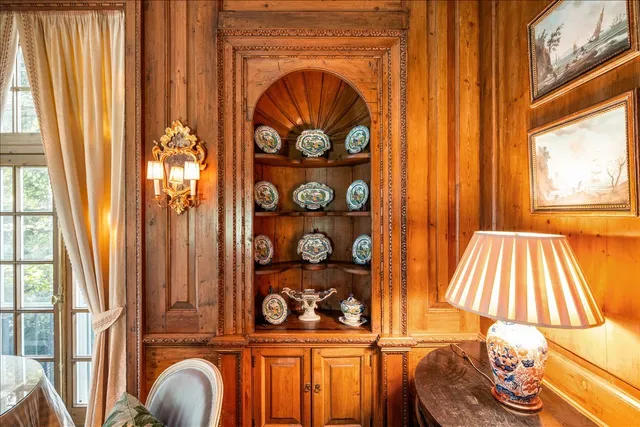 $6,250,000 | 788 East Woodland Road, Lake Forest, IL 60045