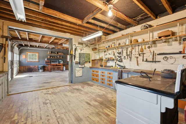 $949,900 | 51 Gould Road, Lisbon, ME 04252