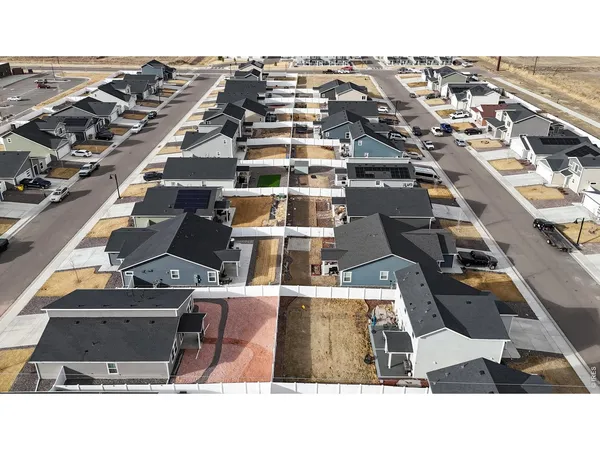 a picture of a city view