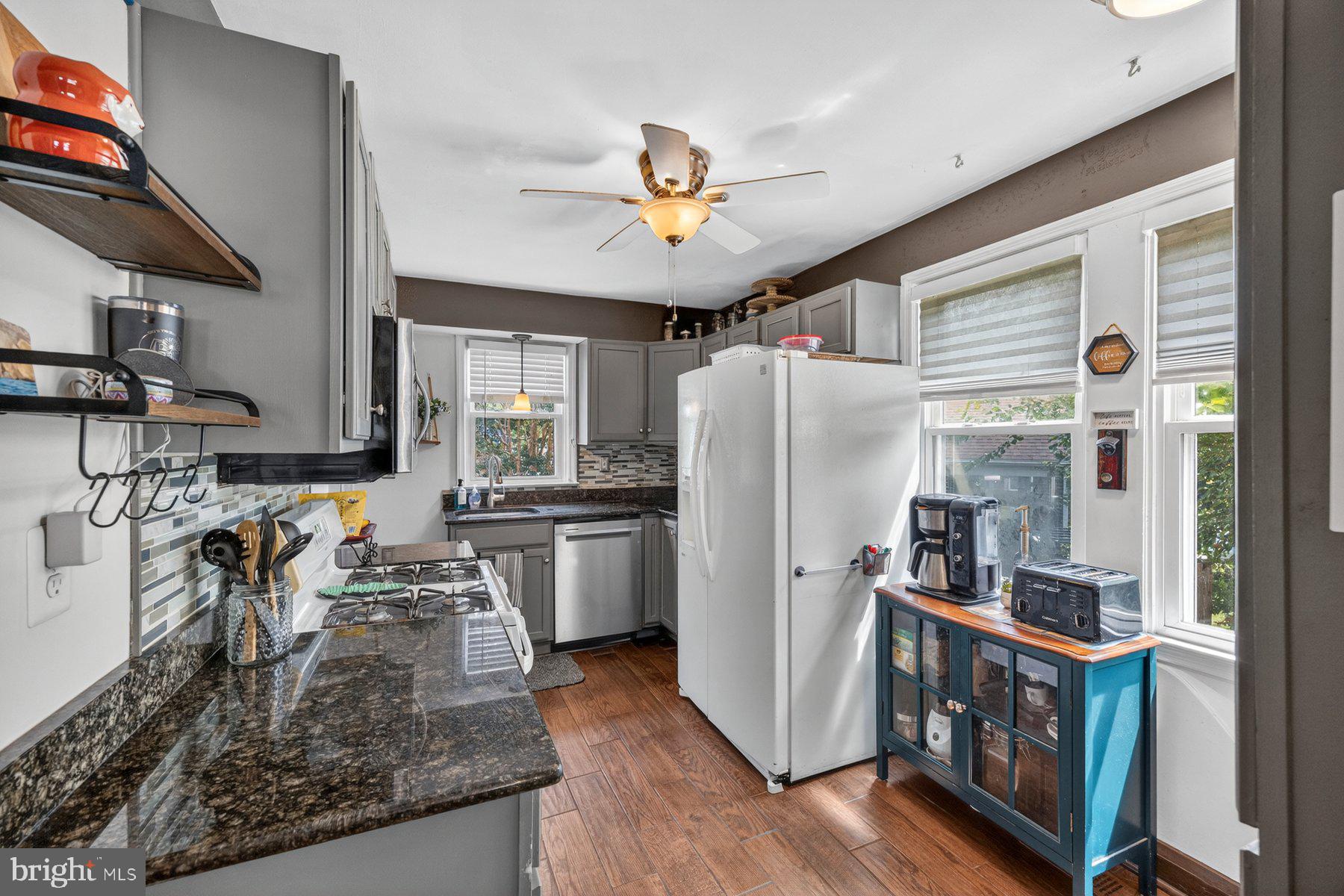 5233 Dewitt Road Halethorpe, MD 21227 - Photo 14 of 36