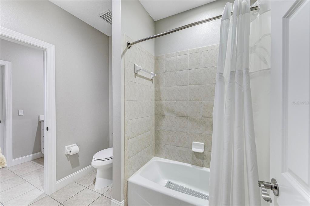 5401 Cafrey Place Apollo Beach, FL 33572 - Photo 31 of 43