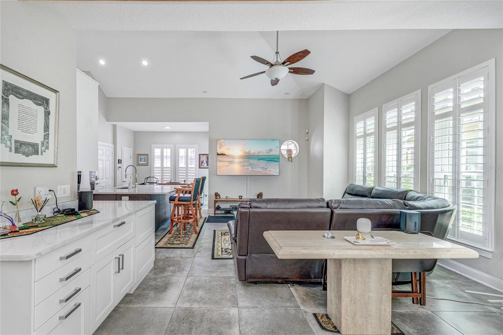 5401 Cafrey Place Apollo Beach, FL 33572 - Photo 10 of 43