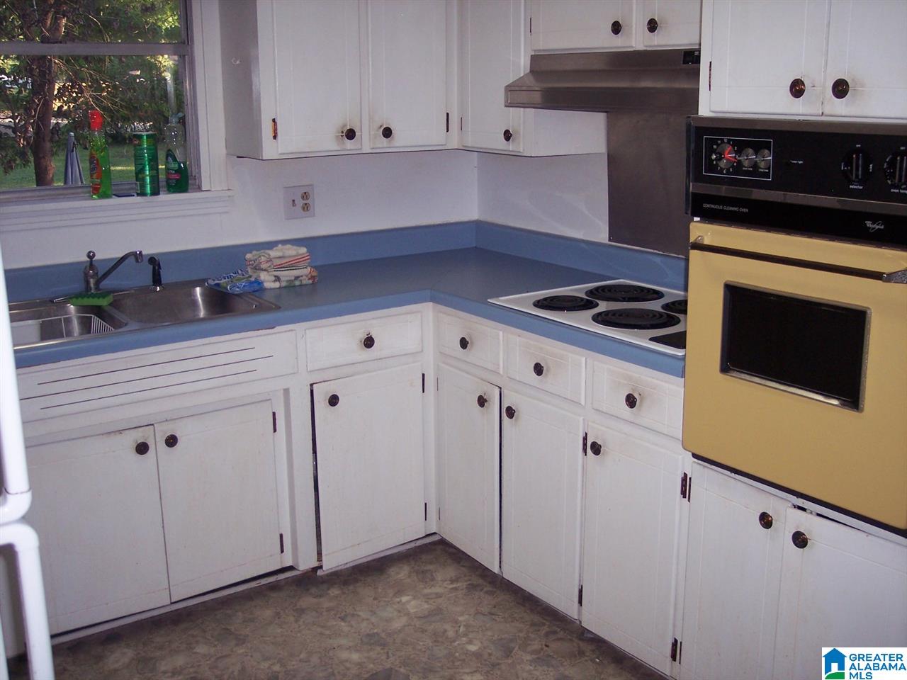 202 Adelaide Street Southwest Jacksonville, AL 36265 - Photo 7 of 22